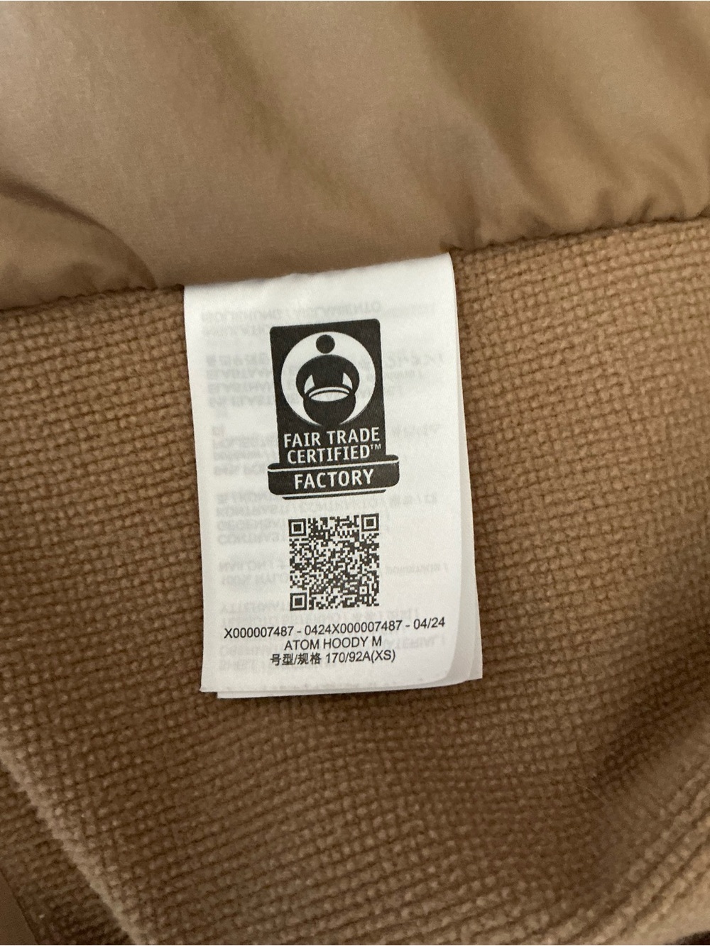 Arc'teryx Men's Atom Light Hooded Insulated Jacket in Tan Size XSmall - Picture 12 of 16